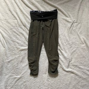 lululemon yoga pant